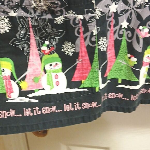 LANDAU Scrub Top, Size Extra Large (1X) "Let It Snow" Black, Short Sleeved - Picture 7 of 12